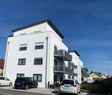 Exklusives Wohnen mit Balkon, 92421 Schwandorf, Etagenwohnung