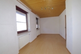 Kinderzimmer OG - Familienglück – REH mit schönem Garten in ruhiger Lage