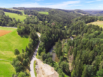 Vogelperspektive - Historisches Mühlenjuwel am Bachlauf