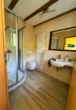 Gäste-WC mit Dusche - ***Reserviert!*** Einziehen und Wohlfühlen! Einfamilienhaus in Pielenhofen