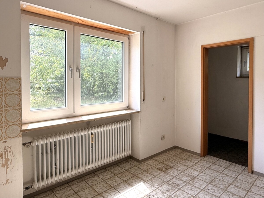 Küche mit Vorrat EG