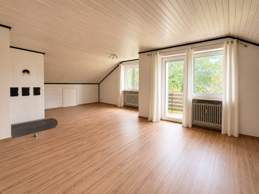 Wohnzimmer DG
