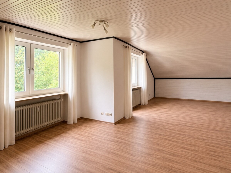 Wohnzimmer DG