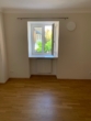 Kind/Büro 1 - Charmante 3-Zimmer-Wohnung mit Balkon und KFZ-Stellplatz!