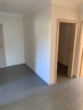 Flur mit Abstellraum - Charmante 3-Zimmer-Wohnung mit Balkon und KFZ-Stellplatz!