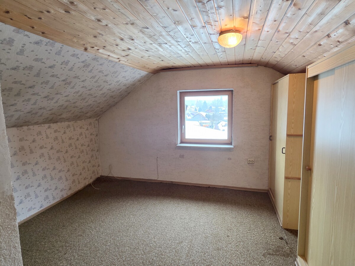 Schlafzimmer DG