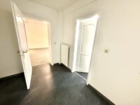 Ihr Flur gen Badezimmer & Schlafzimmer