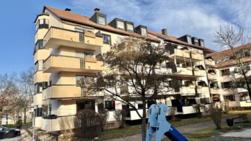 Familiengerechte 4 Zi. – Wohnung im Westen der Stadt! Bezugsfrei!, 93049 Regensburg, Etagenwohnung