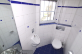 Gäste WC - | Attraktives Wohnen in ruhiger Wohnlage | DHH in guter Lage von Lupburg