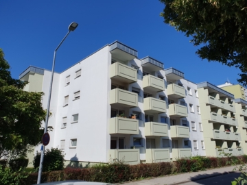 Eine Investition in die Zukunft: Ein-Zimmer-Appartement mit Wachküsspotential, 93053 Regensburg, Etagenwohnung