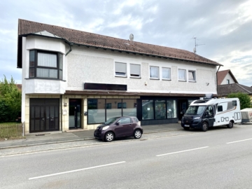3 Zimmer-Eigentumswohnung: Groß, zentral, bezahlbar!, 92521 Schwarzenfeld, Etagenwohnung