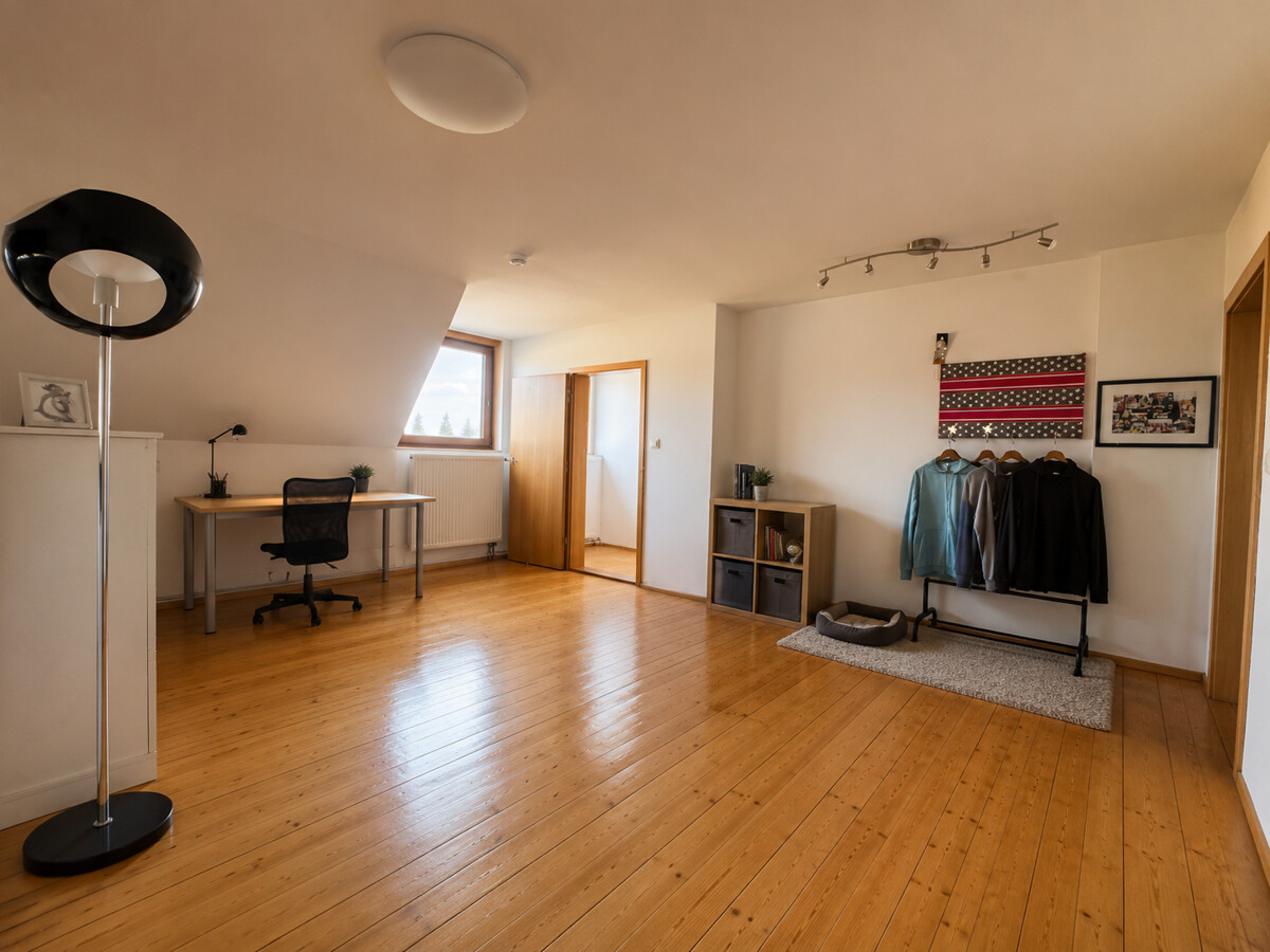 Durchgangszimmer (bearbeitet)