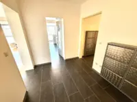 In Ihrer Essdiele gen Wohnzimmer & (Einbau)küche