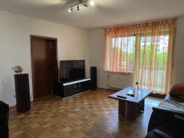 Schöne 2-Zimmer-Wohnung mit Balkon und EBK in Rgbg-West, 93049 Regensburg, Erdgeschosswohnung