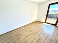 Ihr eines Kinderzimmer gen Terrasse