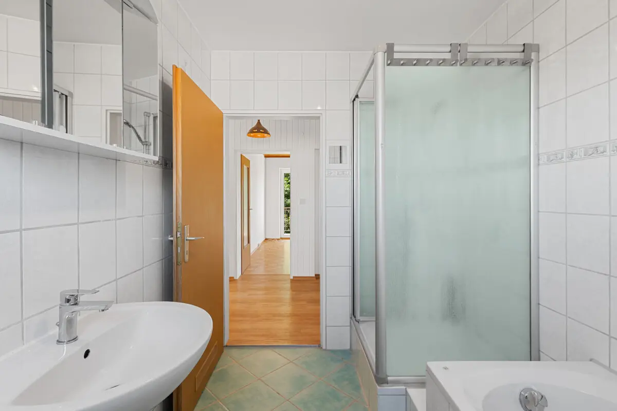 31 OG Badezimmer