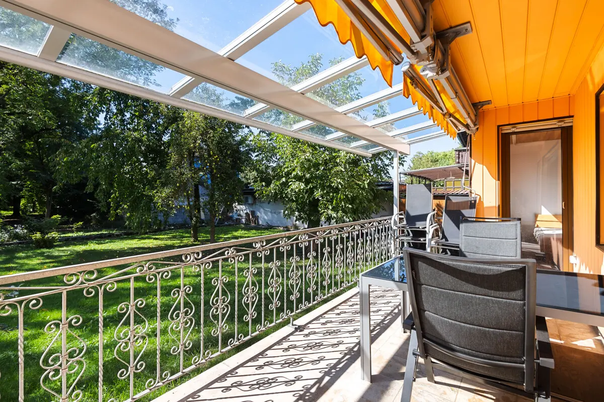 12 EG Balkon