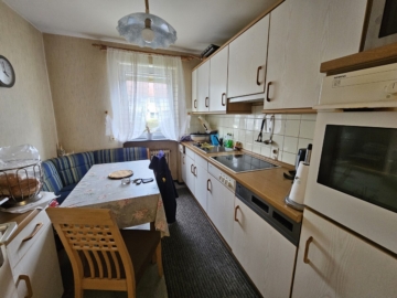vermietete 3 Zi. Wohnung mit Balkon in Neutraubling, 93073 Neutraubling, Erdgeschosswohnung