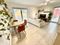 Ihr Wohnzimmer gen Balkon