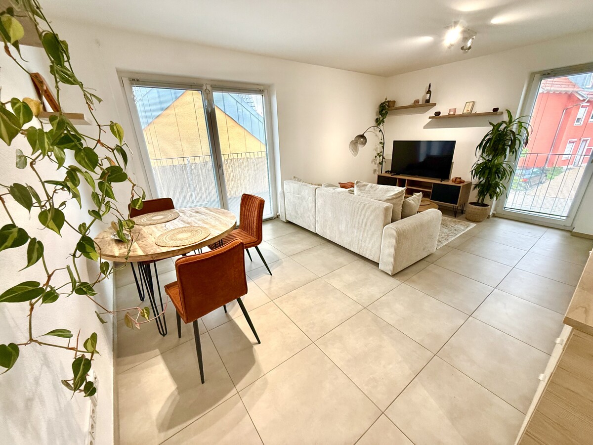 Ihr Wohnzimmer gen Balkon