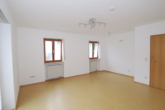 * - Sonniges Apartment mit Blick ins Grüne