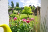 Bild - Charmantes Zweifamilienhaus mit viel Platz und Traumgarten
