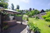 Bild - Charmantes Zweifamilienhaus mit viel Platz und Traumgarten