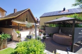Bild - Charmantes Zweifamilienhaus mit viel Platz und Traumgarten