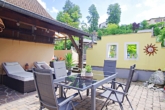 Bild - Charmantes Zweifamilienhaus mit viel Platz und Traumgarten
