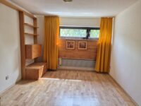 Büro KG