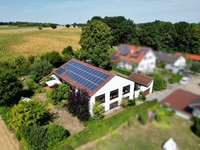 Einzigartiges Architektenhaus in außergewöhnlicher Lage am Ortsrand, 93352 Rohr in Niederbayern, Einfamilienhaus