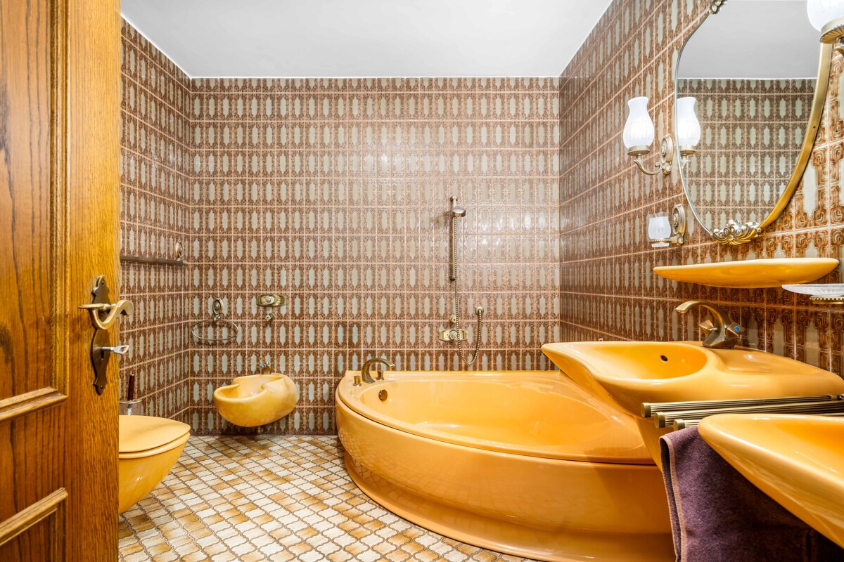 Badezimmer EG