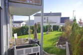 Terrasse - Traumhaftes Zuhause! Zukunftsorientierte und barrierefreie 4-Zimmer-Traumwohnung mit Garten