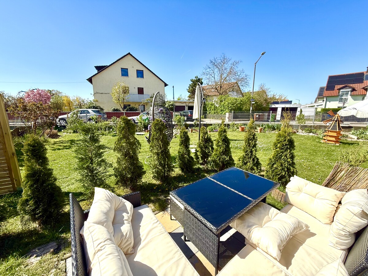 Ihr Garten gen Westen