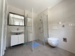 Badezimmer - Erdgeschosswohnung mit Terrasse in 93133 Burglengenfeld