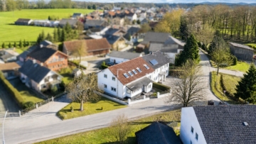 Doppelhaushälfte Selbstnutzung oder Kapitalanlage! bis zu 2 WOE, 94345 Obermotzing, Doppelhaushälfte