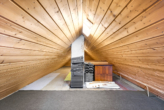 Spitzboden - Familienfreundliches Zuhause mit Wohlfühlgarten, Garage & Dachterrasse in guter Lage !