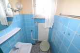Gäste WC EFH - Einfamilienhaus und Haus mit 3 Wohneinheiten in 93051 Regensburg