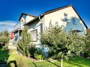 Stadtnah! Grün! Ruhig!, 93173 Wenzenbach, Etagenwohnung
