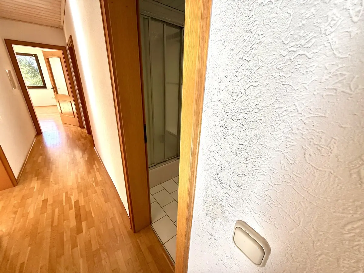 Im Obergeschoss - Ihre Diele gen Badezimmer, Wohnzimmer & Schlafzimmer
