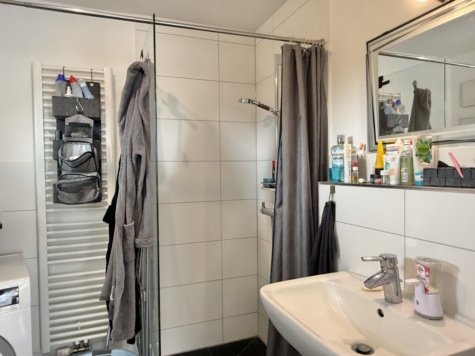 Moderne Wohnung mit Balkon - Photo 4