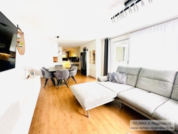 Moderne 3,5-Zimmer-Wohnung mit Süd-Dachterrasse & Garage — Zentrumsnah in Deggendorf zur Miete!, 94469 Deggendorf, Terrassenwohnung