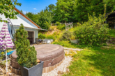 2 - Neuwertig, modern & stilvoll! Energieeffizentes Einfamilienhaus mit traumhaft großem Garten