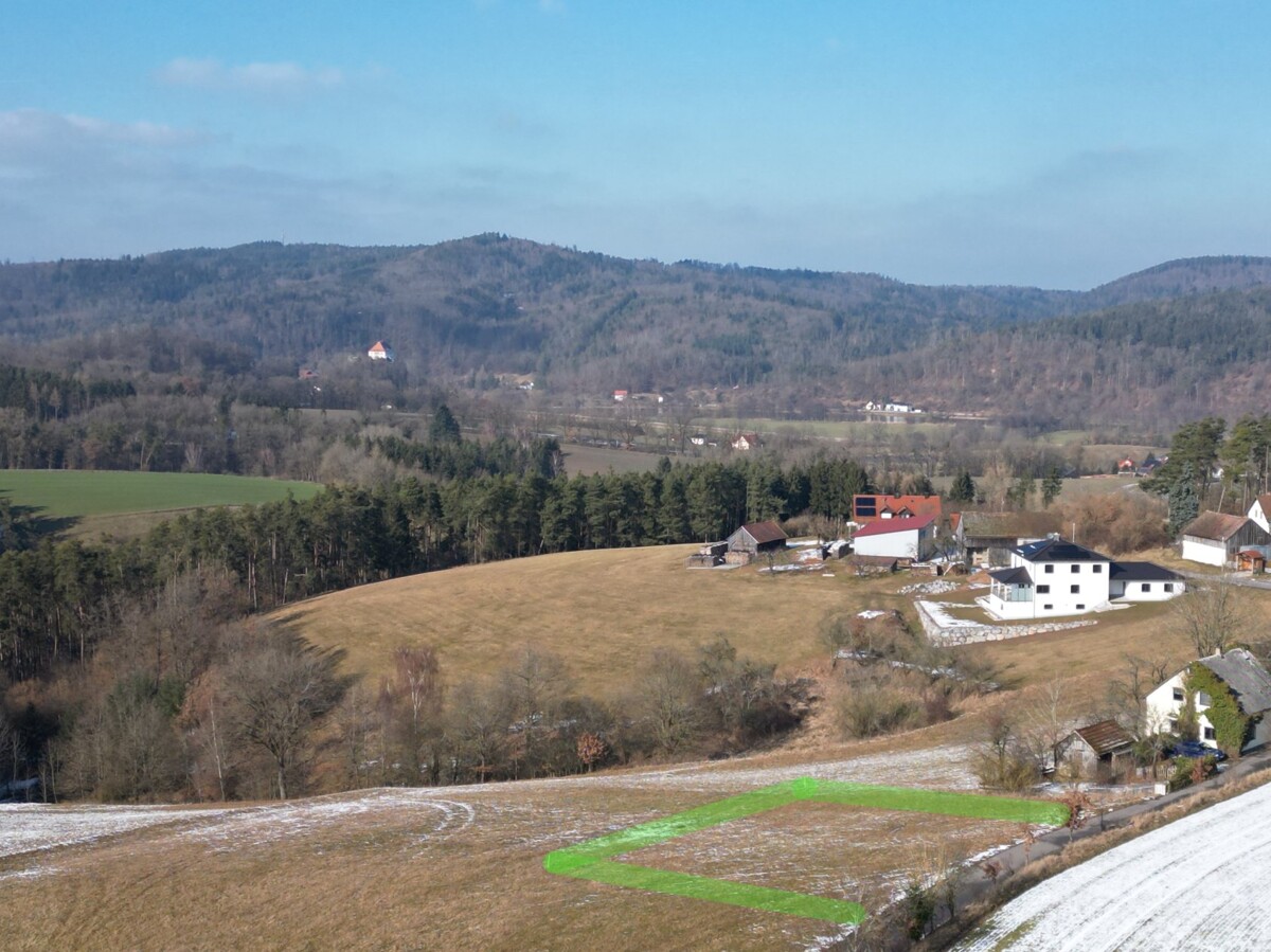 Grundstück