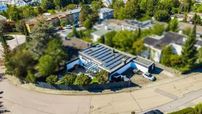 Über den Dächern Regensburgs! Modernisierter Bungalow mit Einliegerwohnung am Sallerner Berg, 93057 Regensburg, Bungalow