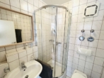 Wohnung 2 - Badezimmer - Solide³ in phantastischer Lage!
