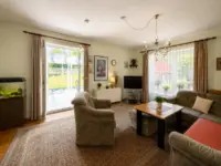 EG