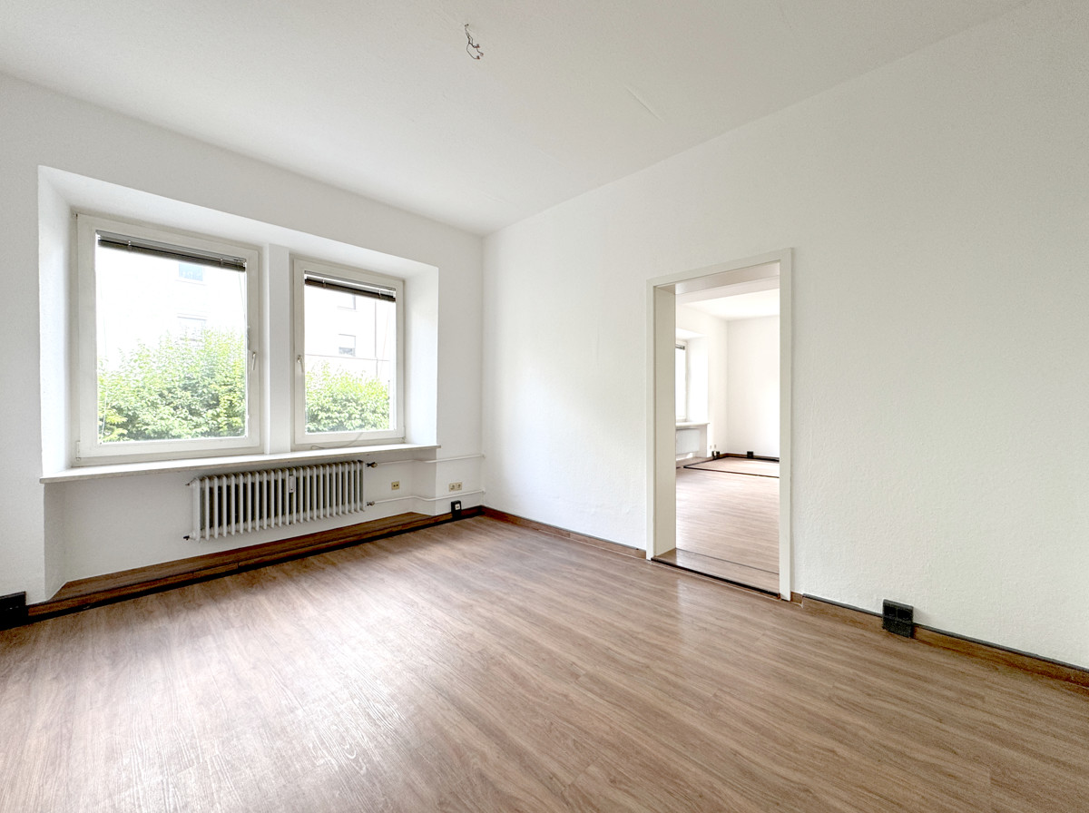 Durchgangszimmer 1