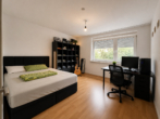 Schlafzimmer 4