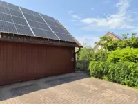 Garage mit Photovoltaik